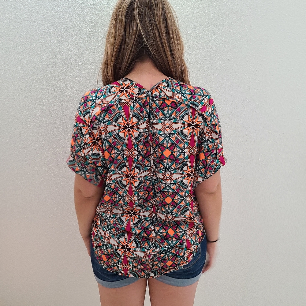 LUSH Tunic Top - Picture 4 of 8